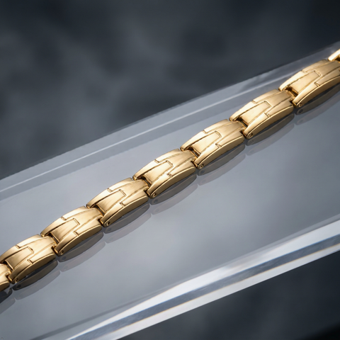 Bria By Saar 18K Gold Jubilee Style Chain Bracelet For Men & Women | Premium Glossy Finish Anti-Tarnish Bracelet | Stylish Daily Wear Fashion Jewellery For  Casual & Gifting