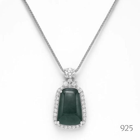 BRIA BY SAAR 925 Silver Jewellery Elegant Silver Pendant Necklace with Green Stone – Timeless Statement Jewelry for Women & Girls – Ideal for All Occasions