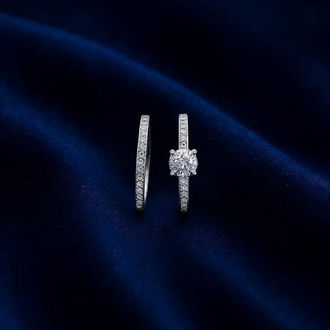 BRIA BY SAAR Silver-Plated CZ Engagement & Wedding Ring Set – Solitaire Round-Cut with Pave Band – Ideal for Bridal, Proposal & Anniversary
