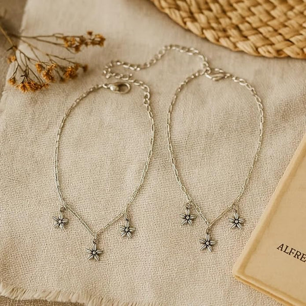 925 Sterling Silver Adjustable Floral Charm Anklet for Women & Girls | Delicate Flower Pendant Payal with Adjustable Chain | Lightweight, Skin-Friendly & Gift for Birthday, Anniversary & Festive Occasions (Pack Of 2 Pair)