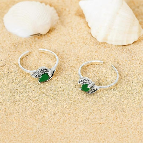 BRIA BY SAAR 925 Sterling Silver Finger Ring/Toe Ring with Green Marcasite Stone – Adjustable Silver Floral Design for Women (1 Pair)