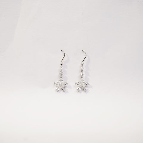 Elegant 925 Silver Snowflake Drop Earrings