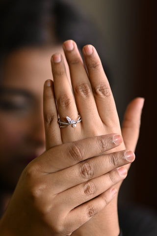 Elegant 925 Silver Pearl Ring with Crystal Accents