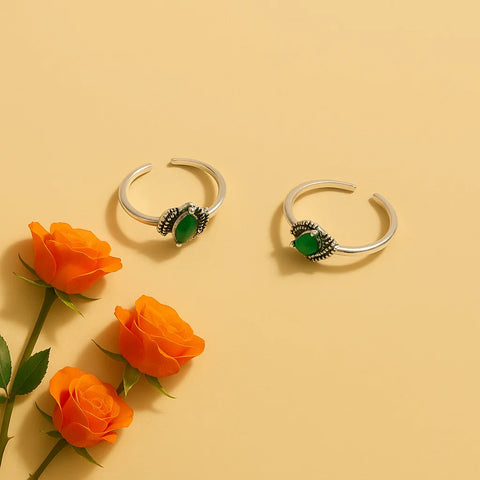 Green Stone Toe Ring – Silver-Tone Finish