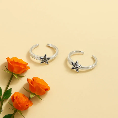 Oxidized Floral X Toe Ring – Silver-Tone Finish
