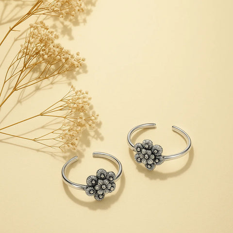 Vintage Floral Toe Rings – Oxidized Silver Charm
