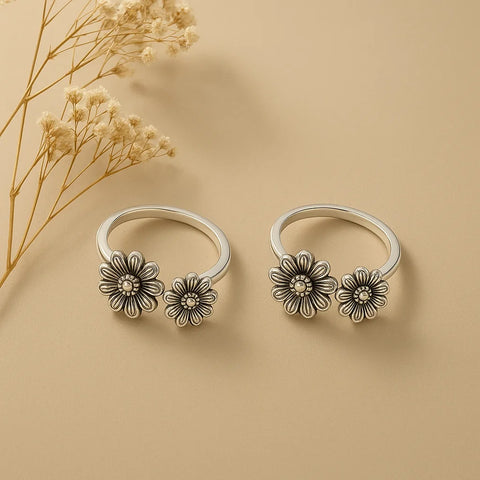 Vintage Floral Toe Rings – Oxidized Silver