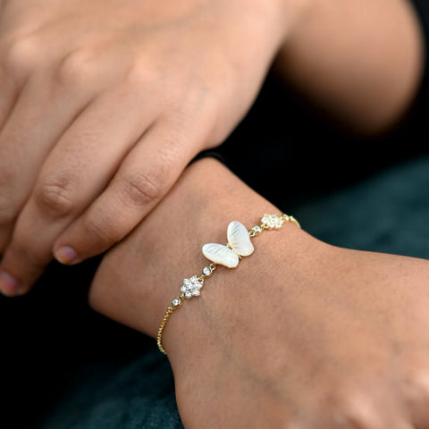 Elegant Butterfly & Floral Bracelet – Gold Plated